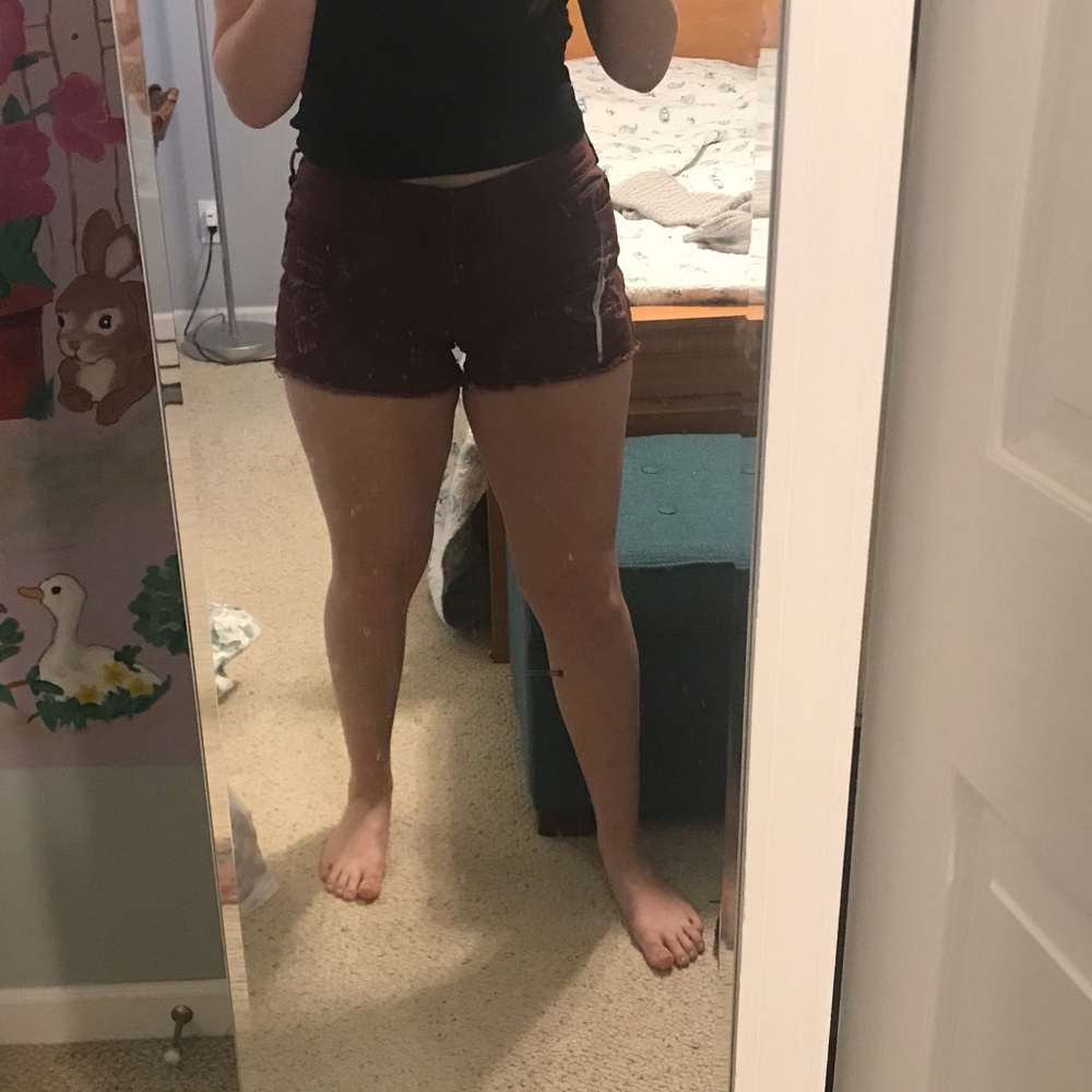 Maroon shorts from hot topic